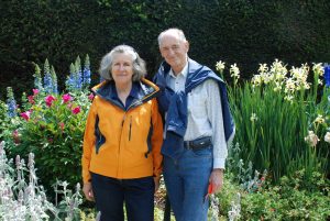 Tribute paid to couple who died in collision on B3006 near Alton